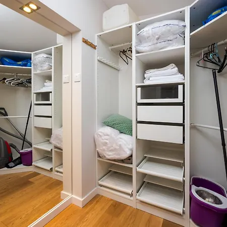 Metro Raclawicka Deluxe