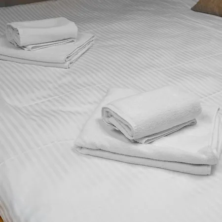 Metro Raclawicka Deluxe * Βαρσοβία