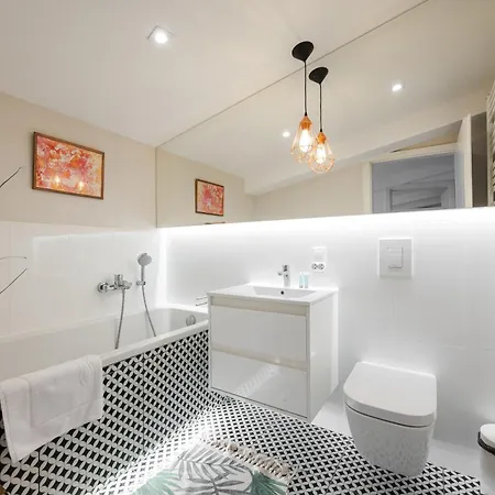 Metro Raclawicka Deluxe Apartmán